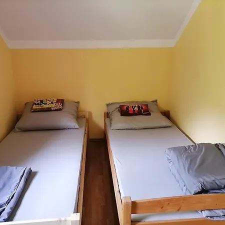 Paradohuta Apartman Hébergement de vacances