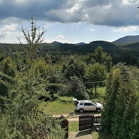 Hébergement de vacances Paradohuta Apartman *