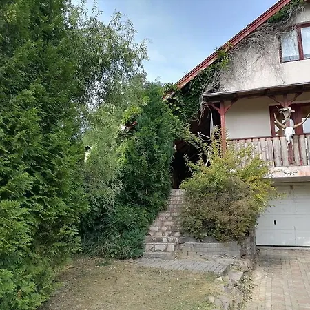 Paradohuta Apartman Hébergement de vacances Parád