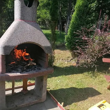 Paradohuta Apartman *