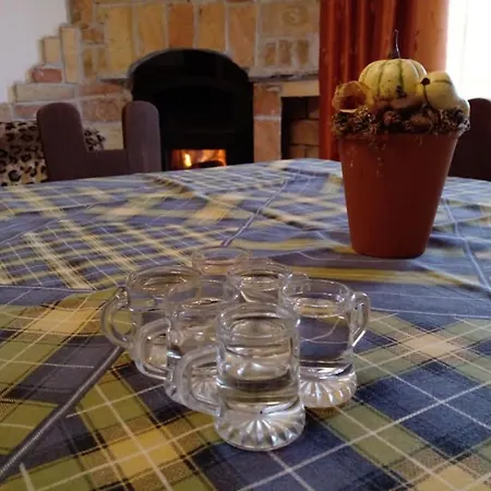 Paradohuta Apartman * Parád